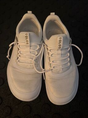 Men's White Lightweight Tolos Sneakers